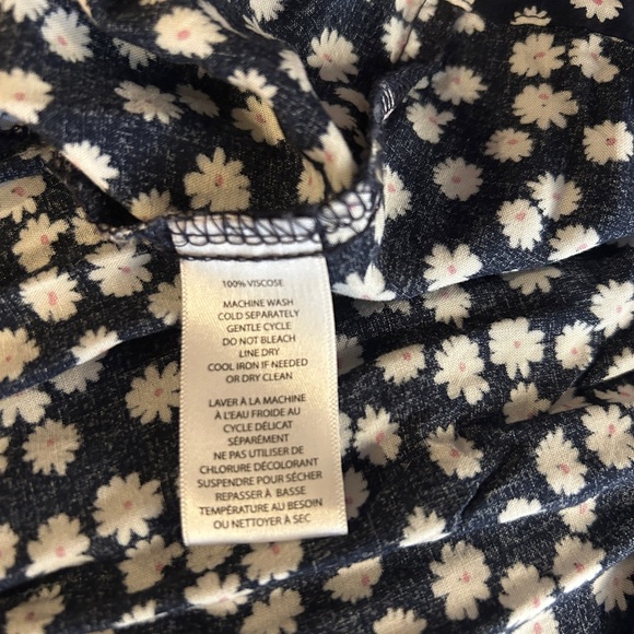 Beachlunchlounge Black and White Relaxed Short Sleeve Blouse - Picture 4 of 5